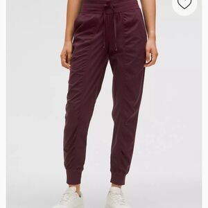 Lululemon Dance Studio Mid-Rise Jogger
Full Length Size 8 Color:Garnet